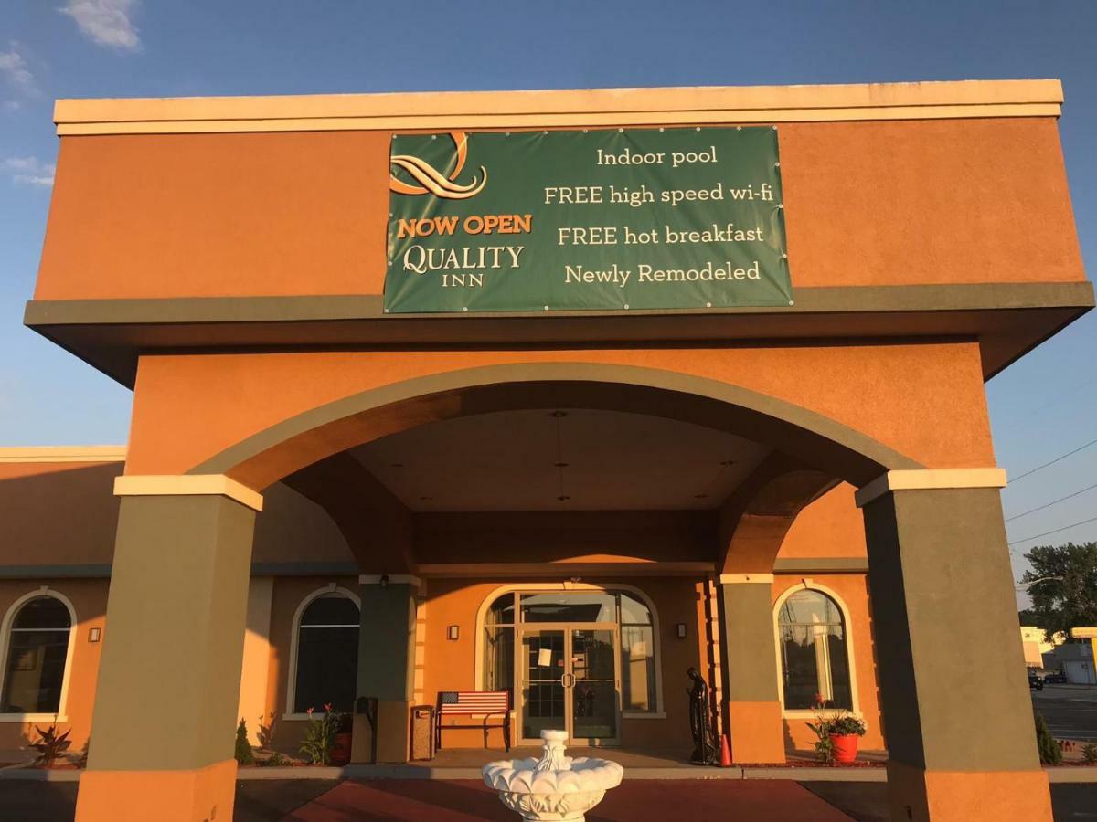 Quality Inn Vincennes Exterior photo